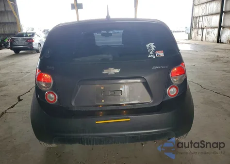 2014 Chevrolet Sonic Ls z USA, uszkodzony, nr VIN 1G1JA6SH6E4136682